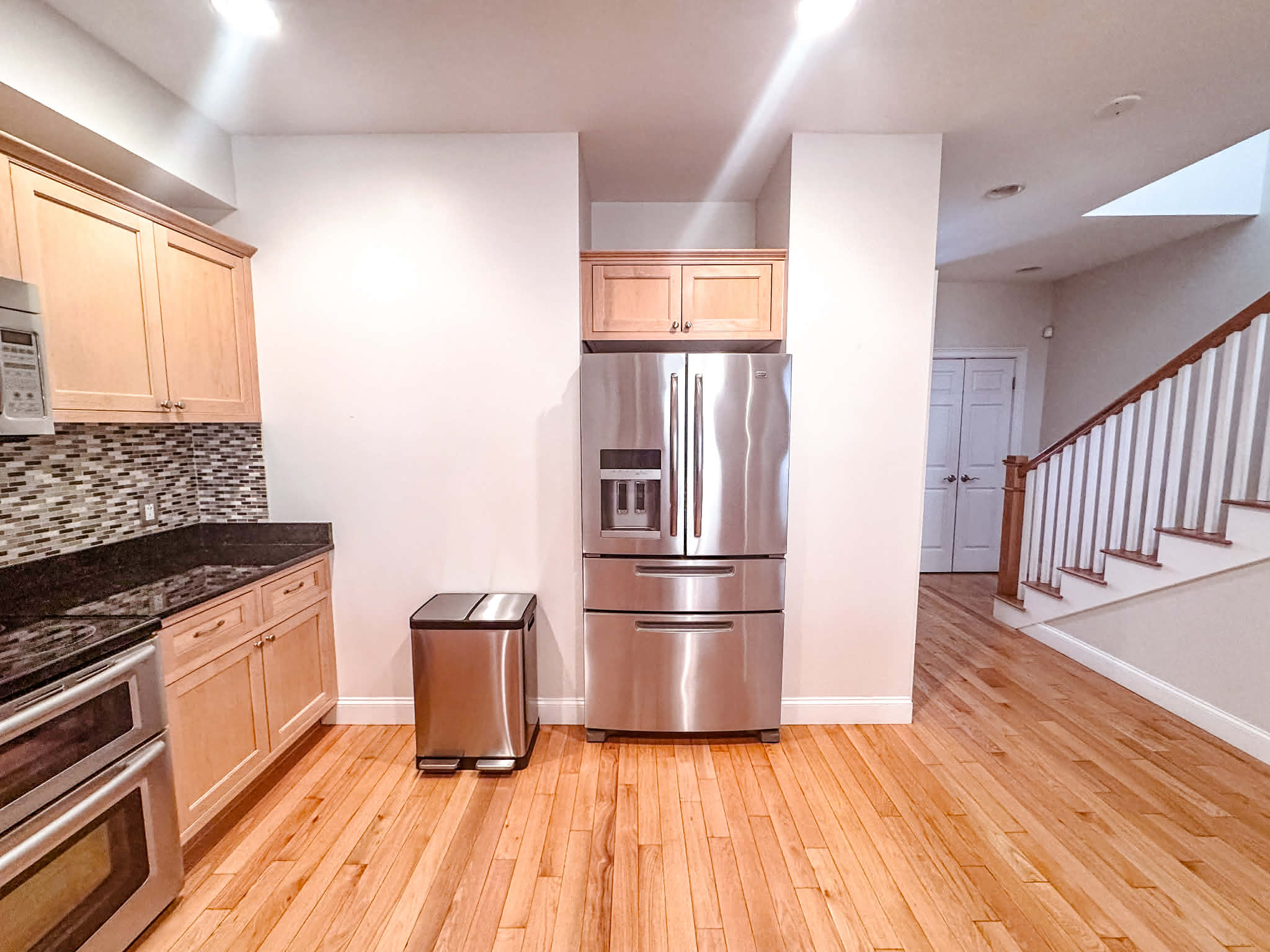 4BR Luxury End Condo BRUNSWICK 4BR Luxury End Condo BRUNSWICK