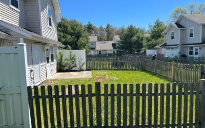 CONDO END UNIT BRUNSWICK 2BR/1.5BA