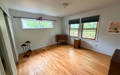Intrepid Street 3BR/2BA One Floor Living